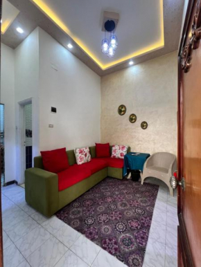 Cozy airconditioned two bedroom apartments شقق فندقية مكيفة للإيجار